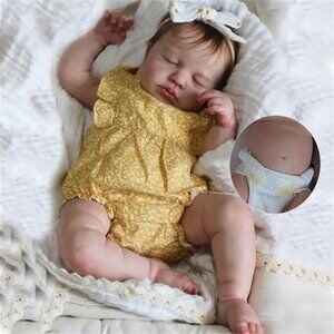 20 Inch Realistic Real Life Silicone Baby Doll Girl Reborn Doll with Accessories